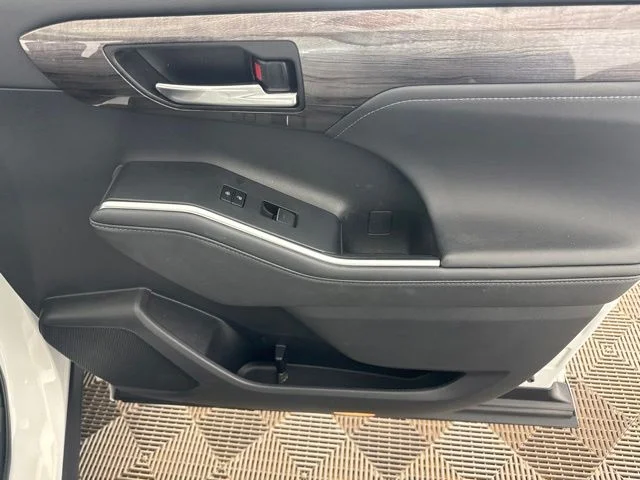 Used 2024 Beige Toyota Platinum image 19