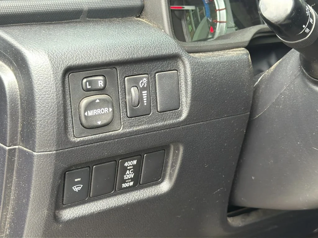 2017 Toyota 4Runner SR5 Premium - Photo 14
