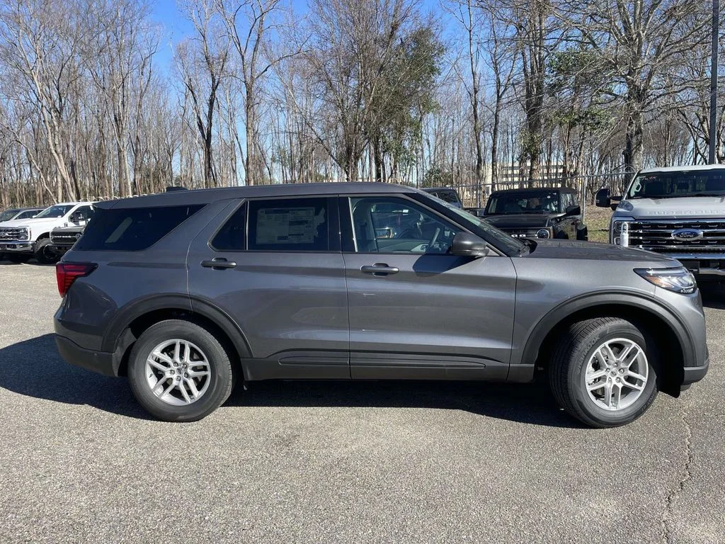 New 2026 Carbonized Gray Metallic Ford Active 100A image 2