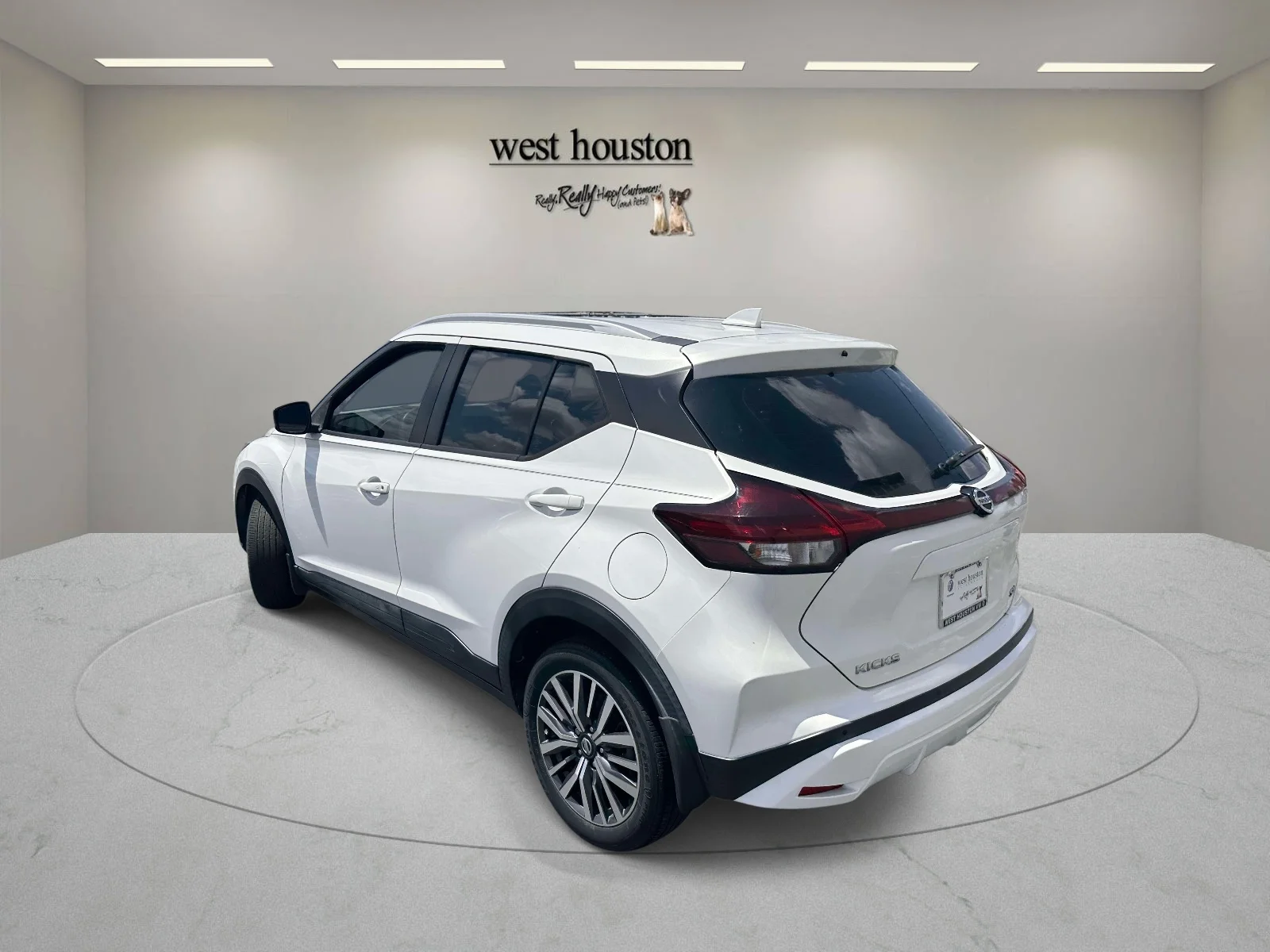Used 2021 Aspen White Tricoat Nissan SV image 9