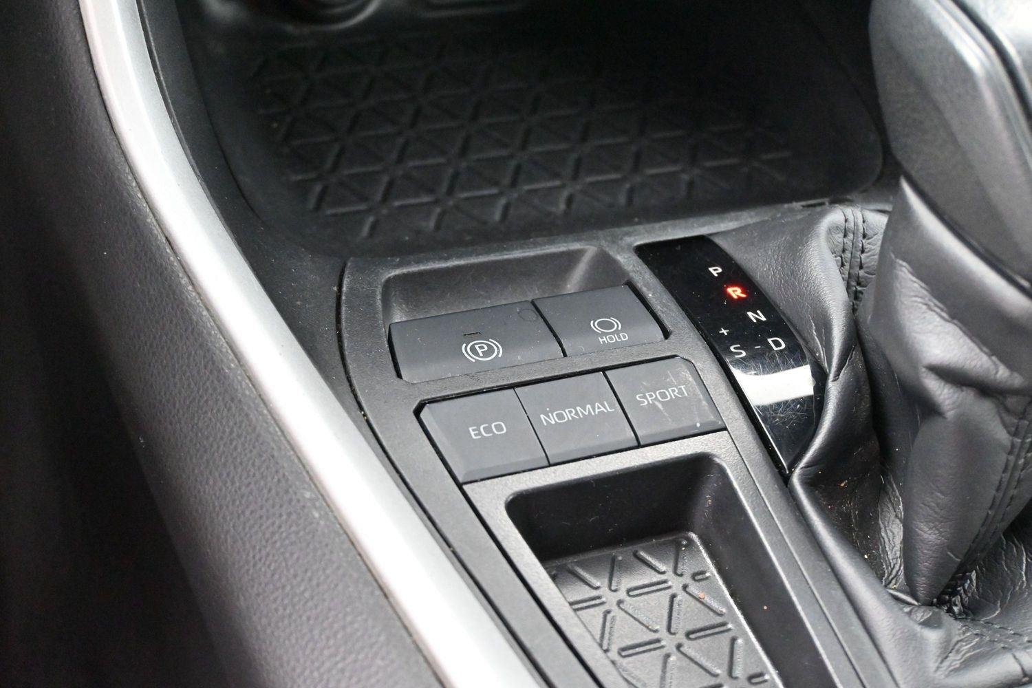 Used 2024 Magnetic Gray Metallic Toyota LE image 25