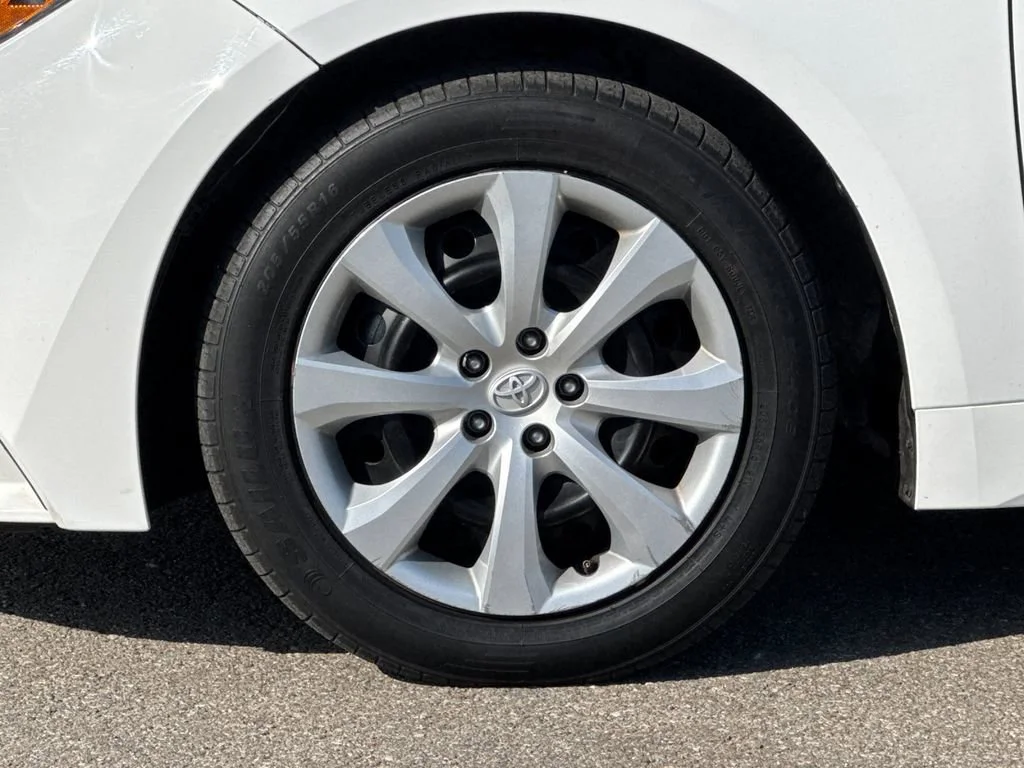 Used 2024 White Toyota LE image 28