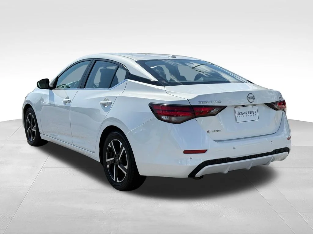 Used 2024 White Nissan SV image 3