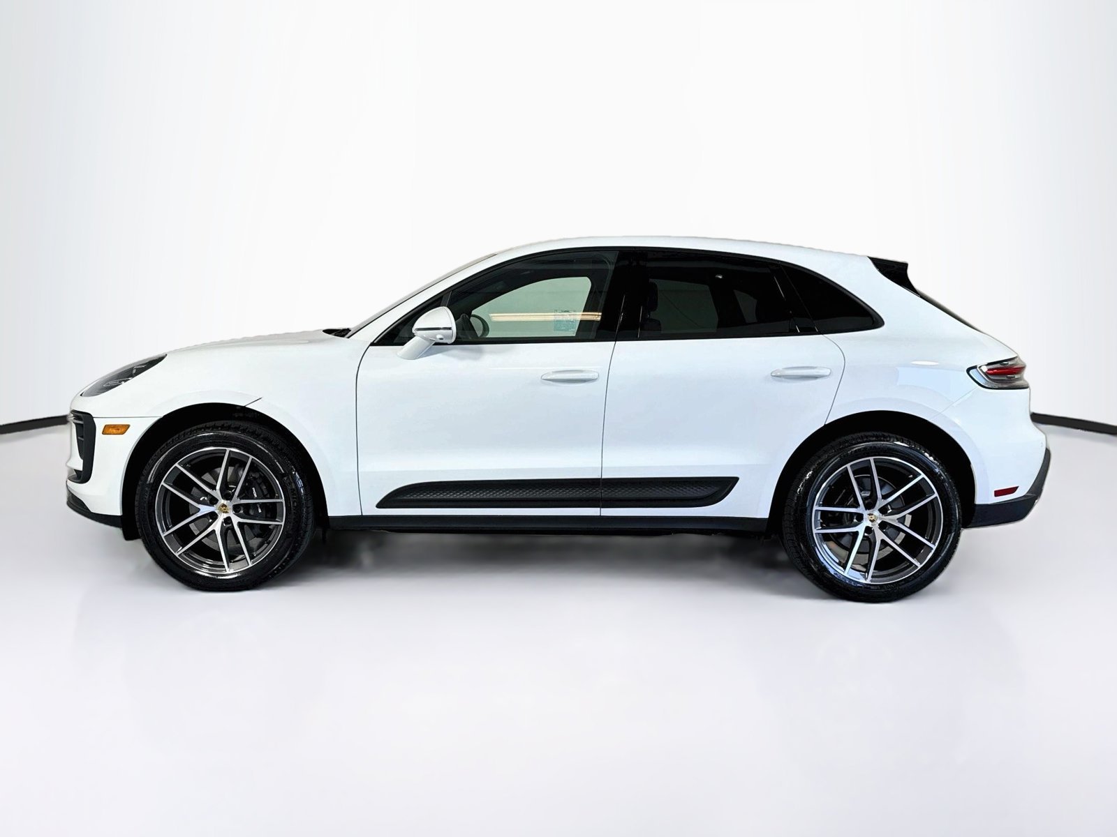 Used 2026 White Porsche T image 2