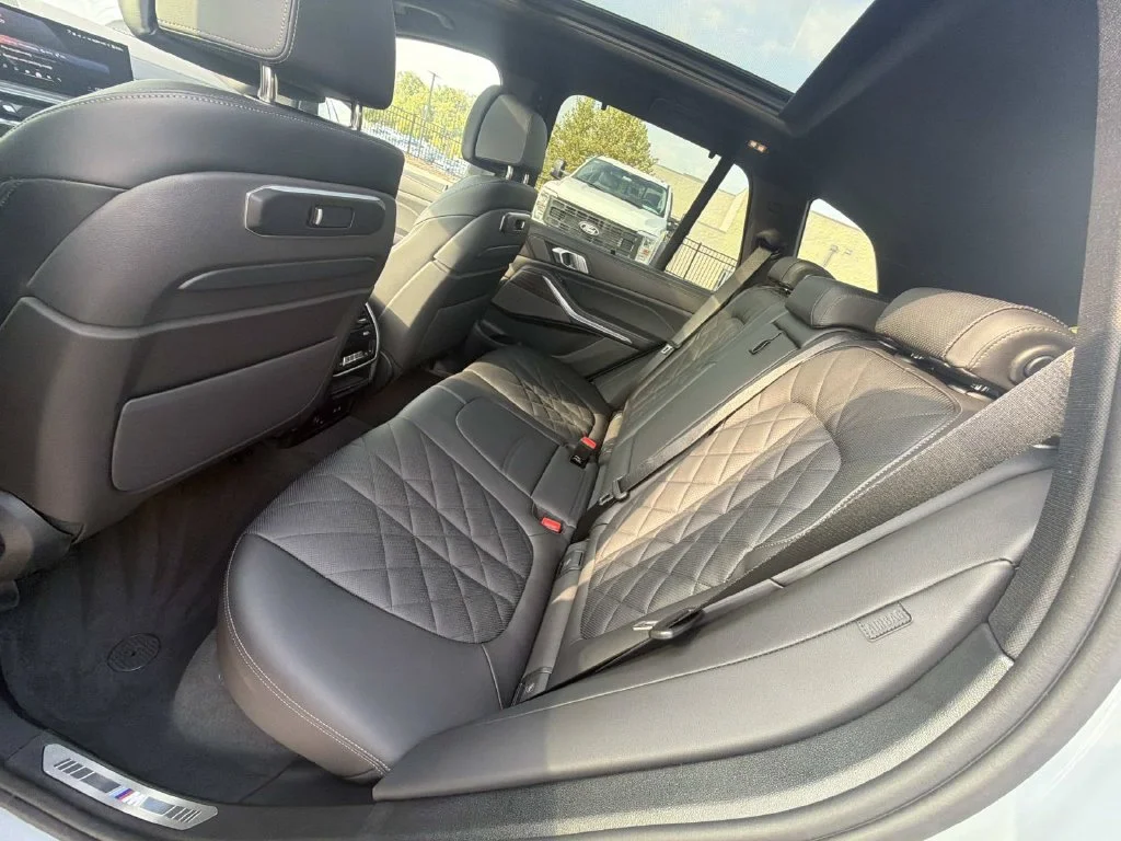 Used 2026 Gray BMW xDrive50e image 27