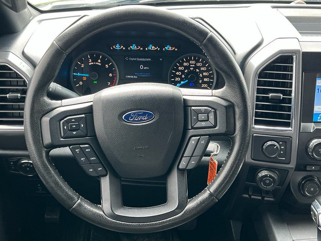 Used 2016 Shadow Black Ford XLT image 25
