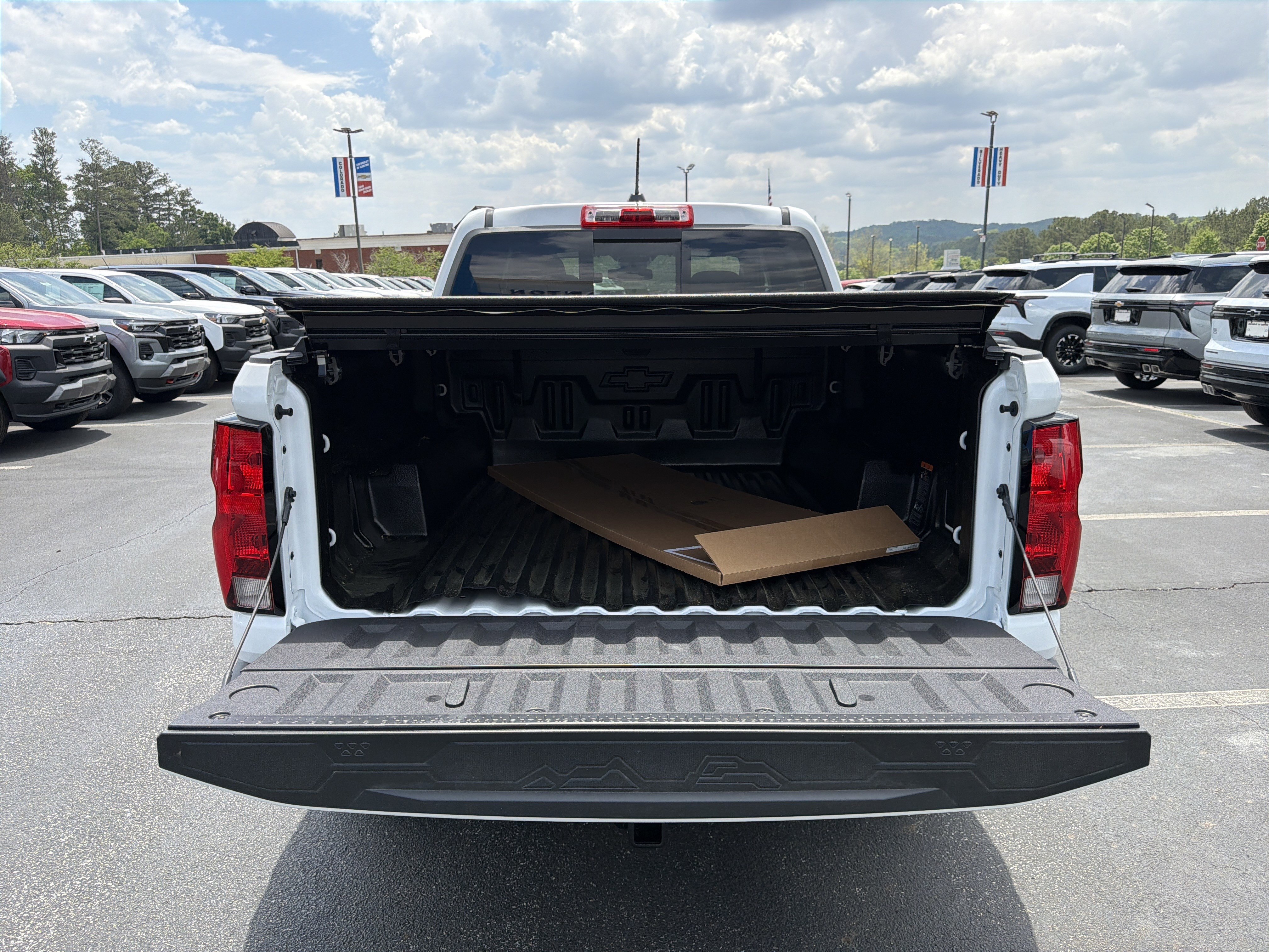 2026 Chevrolet Colorado Work Truck - Photo 18