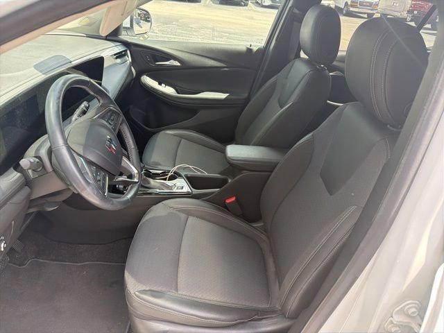 Used 2024 Summit White Buick Preferred image 6