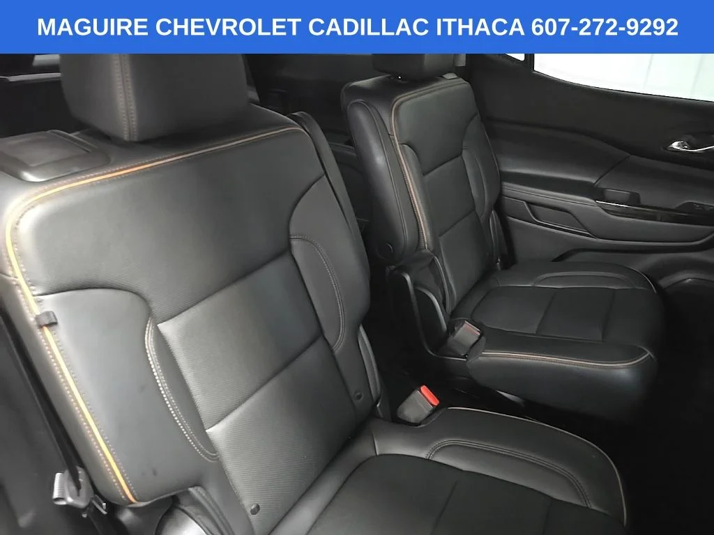 Used 2023 White GMC AT4 image 19