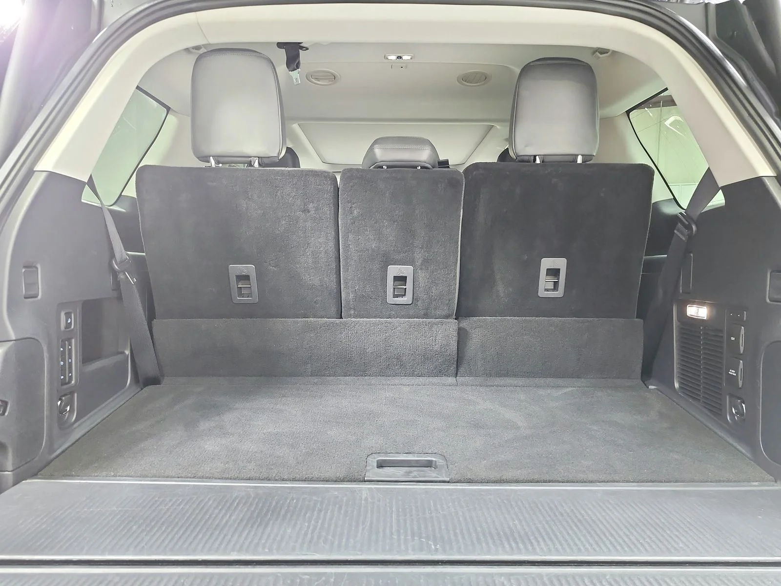 Used 2025 Black Ford Active image 51