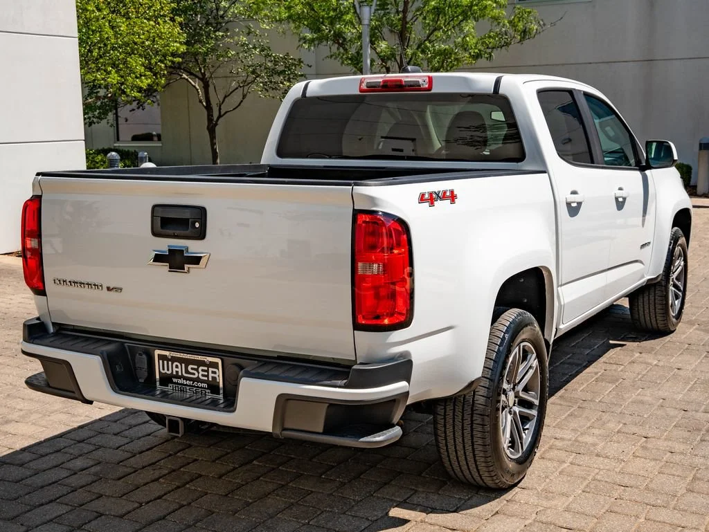 Used 2020 Summit White Chevrolet Work Truck image 10