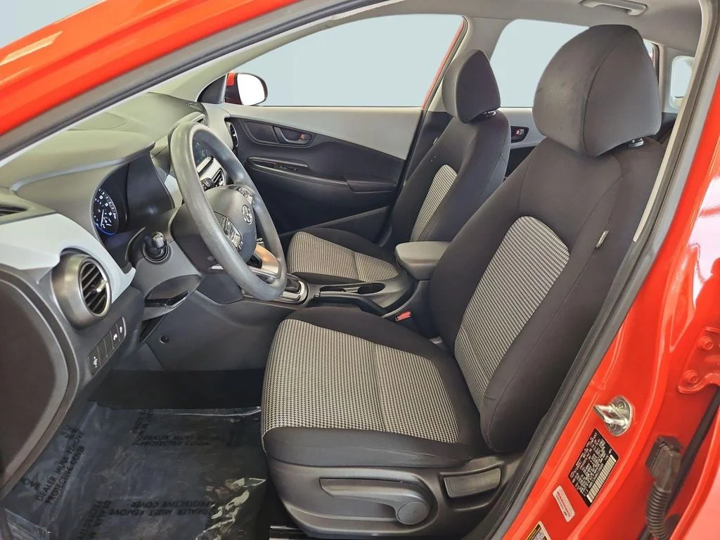 Used 2019 Sunset Orange Hyundai SE image 21