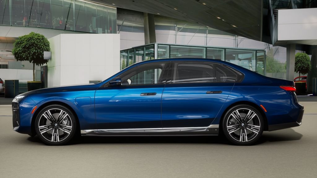 2026 BMW 7 Series 750e - Photo 30