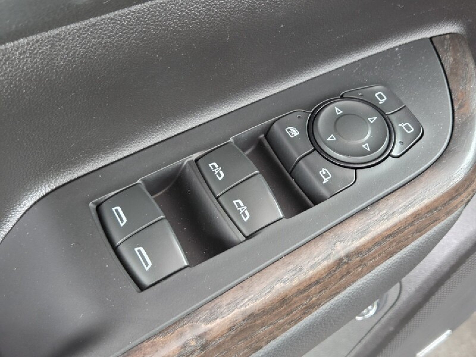 Used 2023 EBONY TWILIGHT MET GMC Denali image 26
