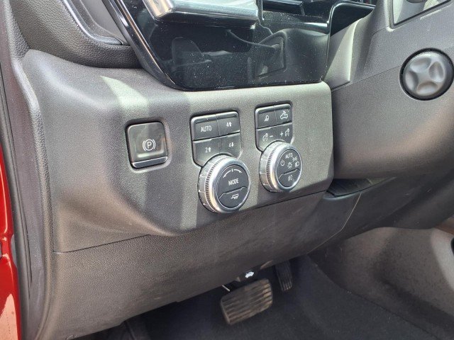 2023 GMC Sierra 1500 SLT - Photo 17