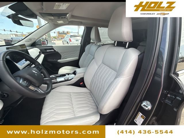 2025 Mitsubishi Outlander SEL - Photo 20