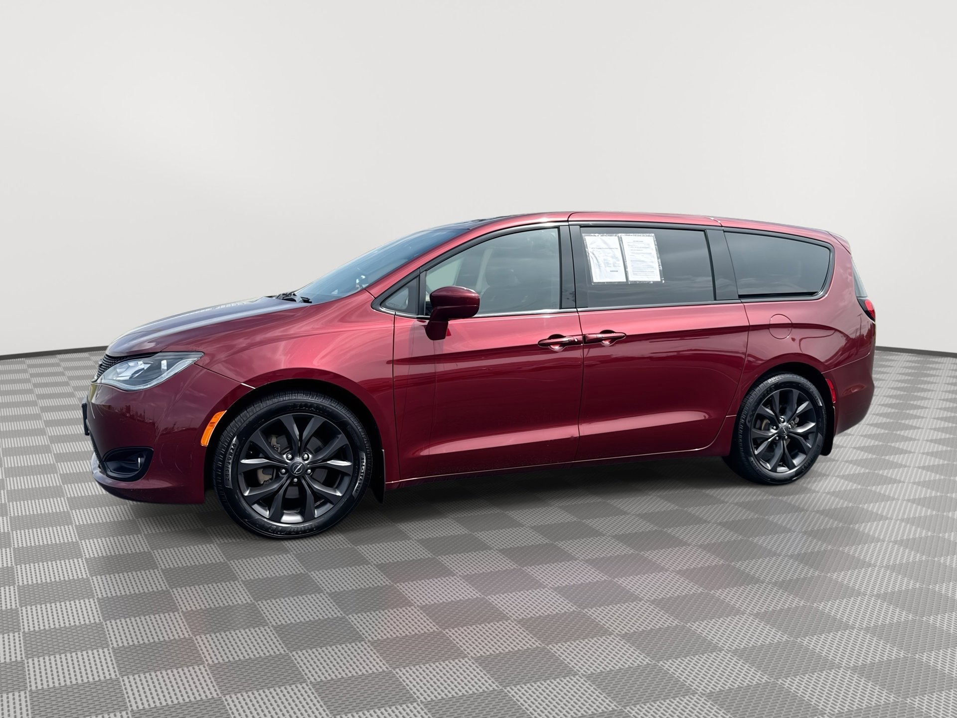 2018 Chrysler Pacifica Touring Plus
