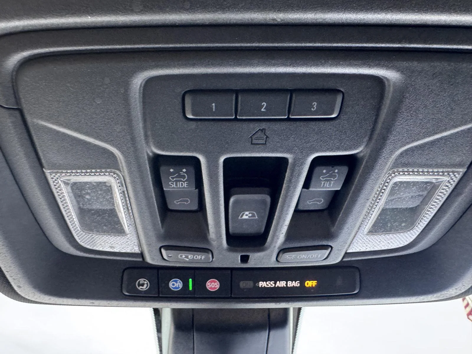 Used 2022 Black Chevrolet High Country image 19
