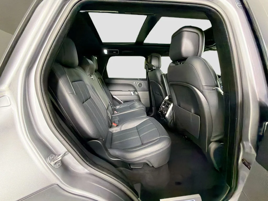 Used 2022 Gray Land Rover HSE Silver Edition image 29