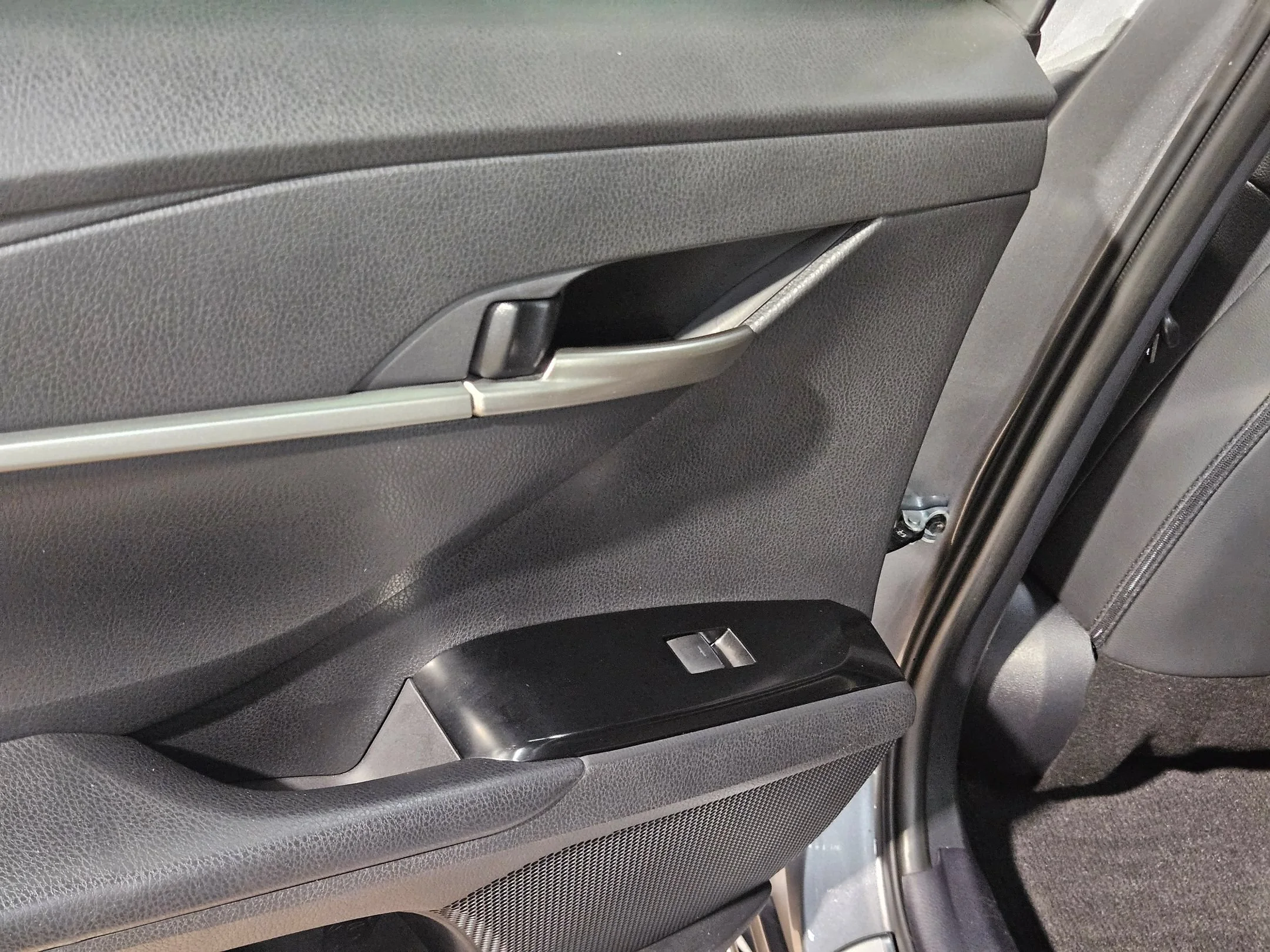 Used 2025 Heavy Metal Toyota SE image 35