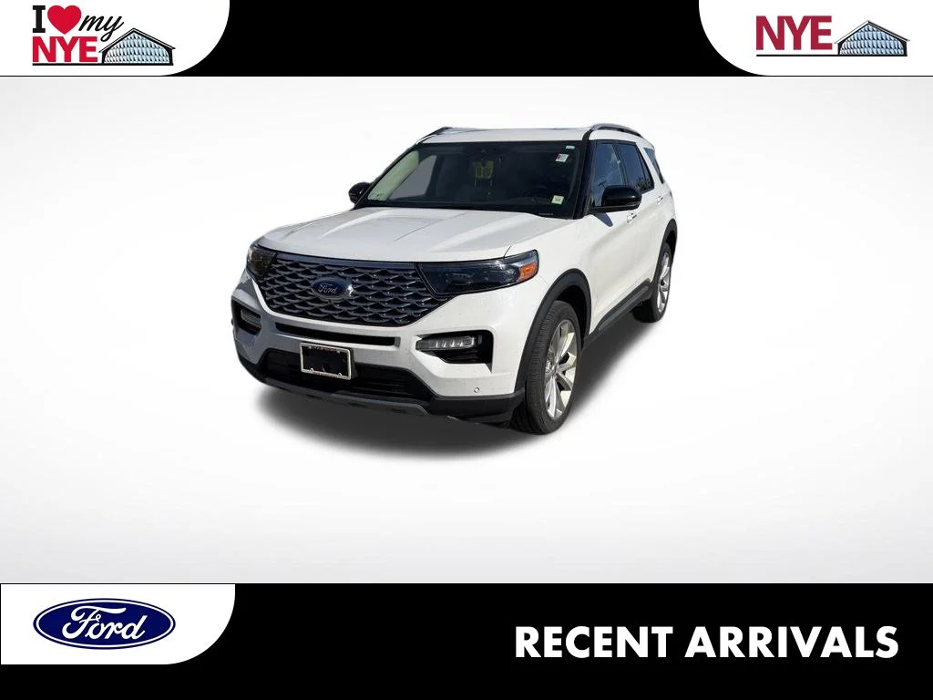 Used 2022 White Ford Platinum image 1