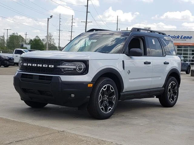 New 2026 Space White Metallic Ford Outer Banks® image 10