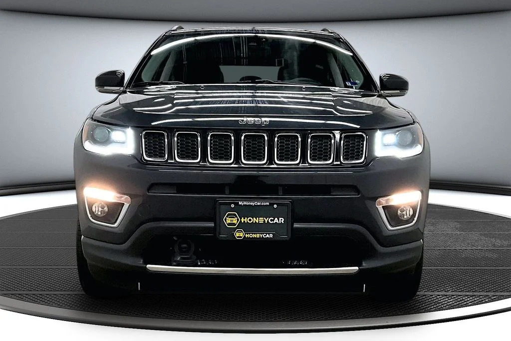 Used 2018 Black Jeep Limited image 2