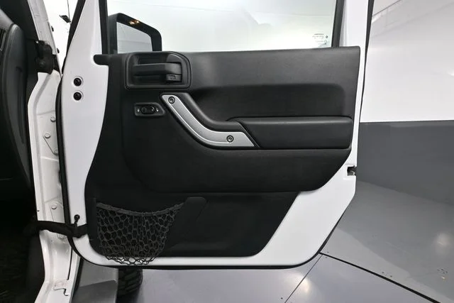 2012 Jeep Wrangler Unlimited Rubicon - Photo 38