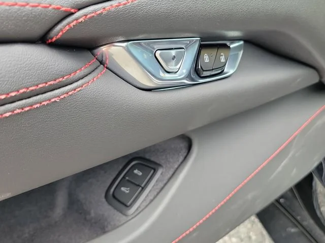 New 2026 Black Chevrolet 2LT image 20