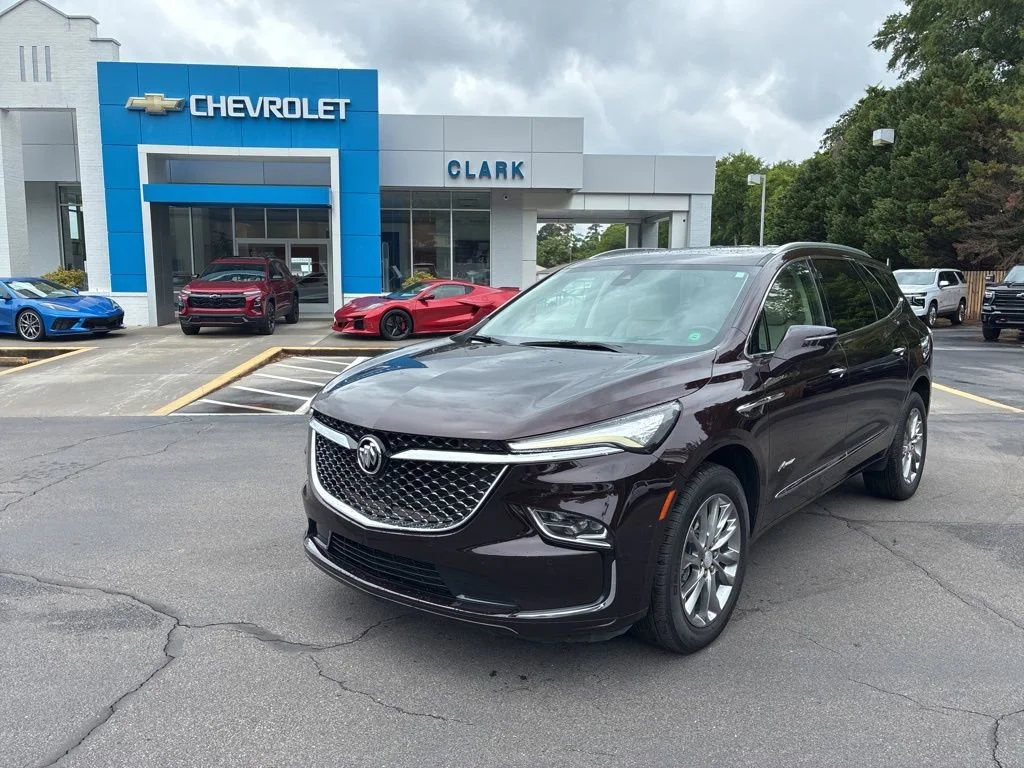 2022 Buick Enclave Avenir's photo