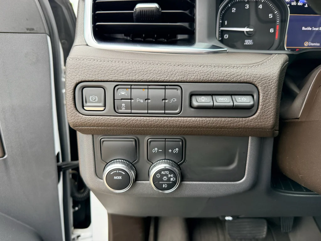 Used 2021 Summit White GMC Denali image 17