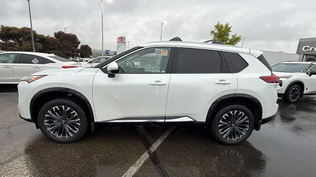 New 2026 Everest White Pearl TriCoat Nissan Platinum image 7