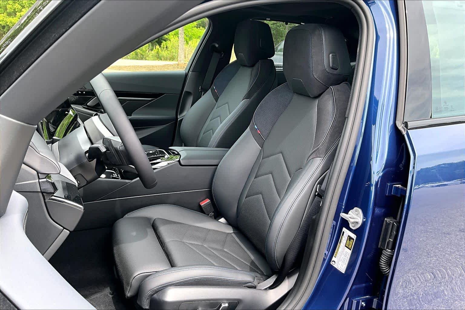 Used 2026 Phytonic Blue Metallic BMW 530i image 7