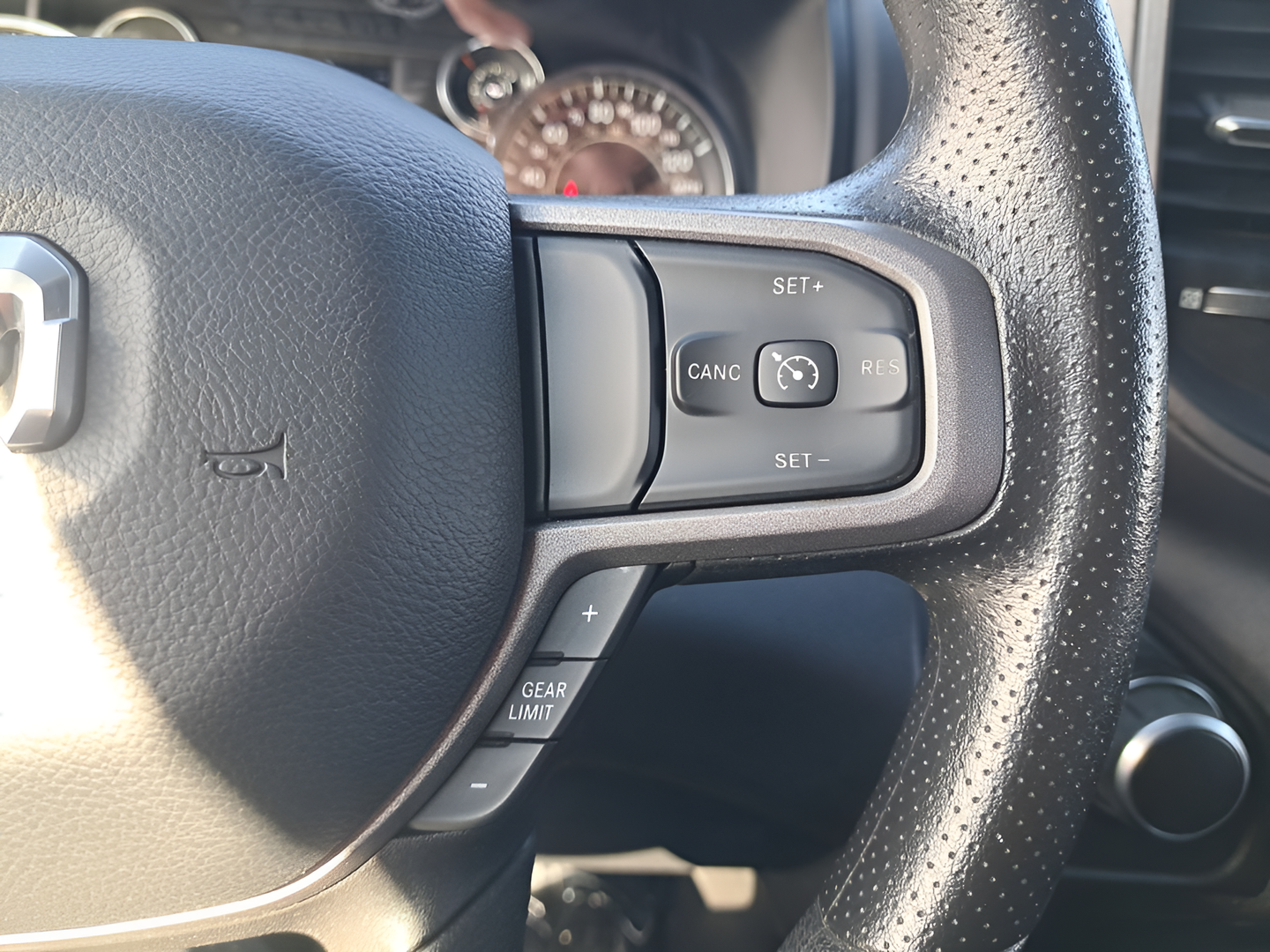Used 2022 White Ram Tradesman image 27