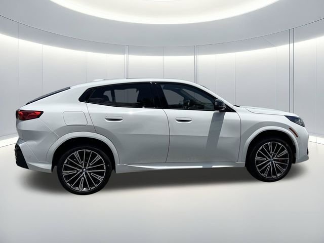 Used 2025 White BMW xDrive28i image 6