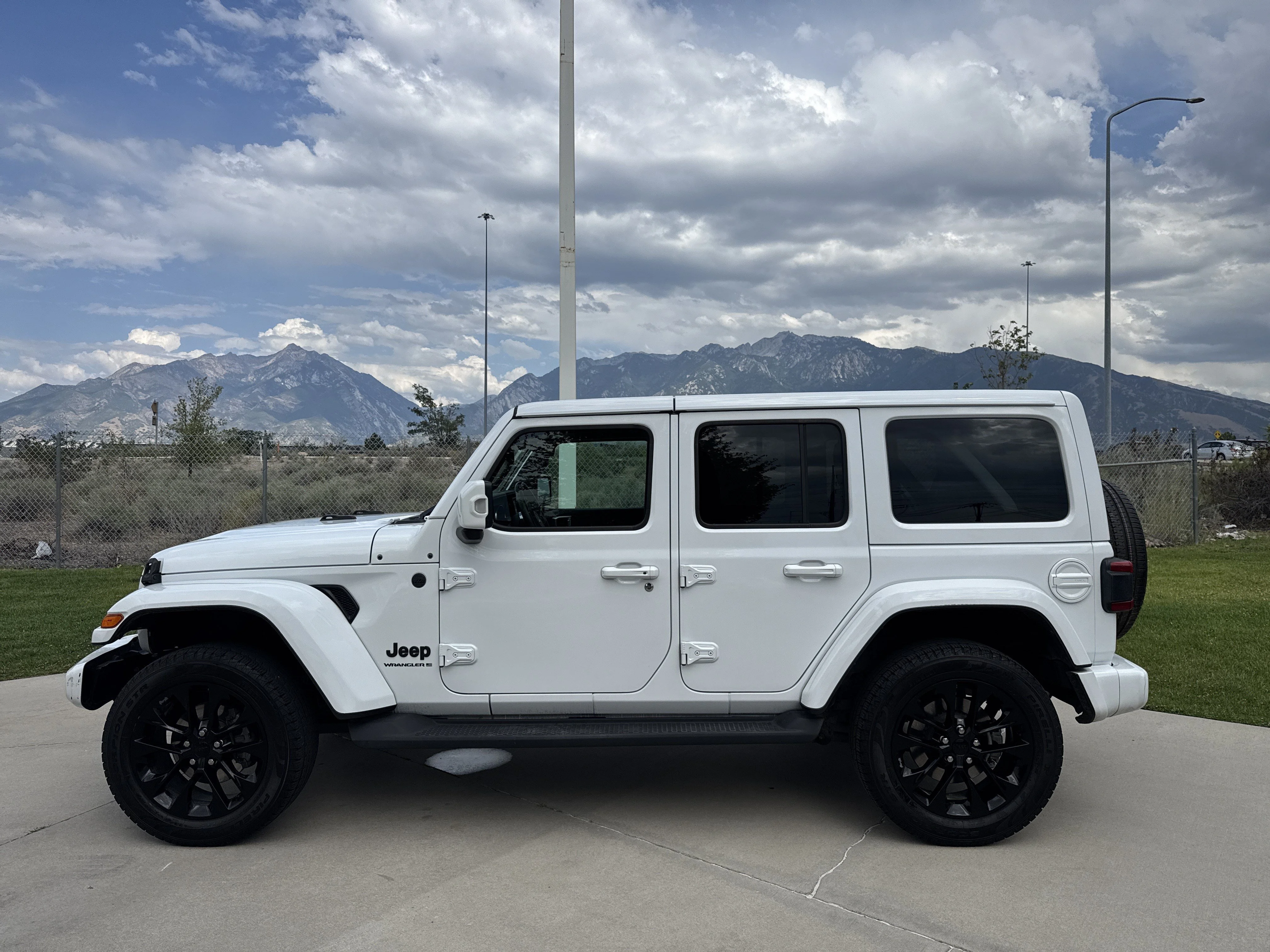 Used 2023 Bright White Clearcoat Jeep High Altitude image 2