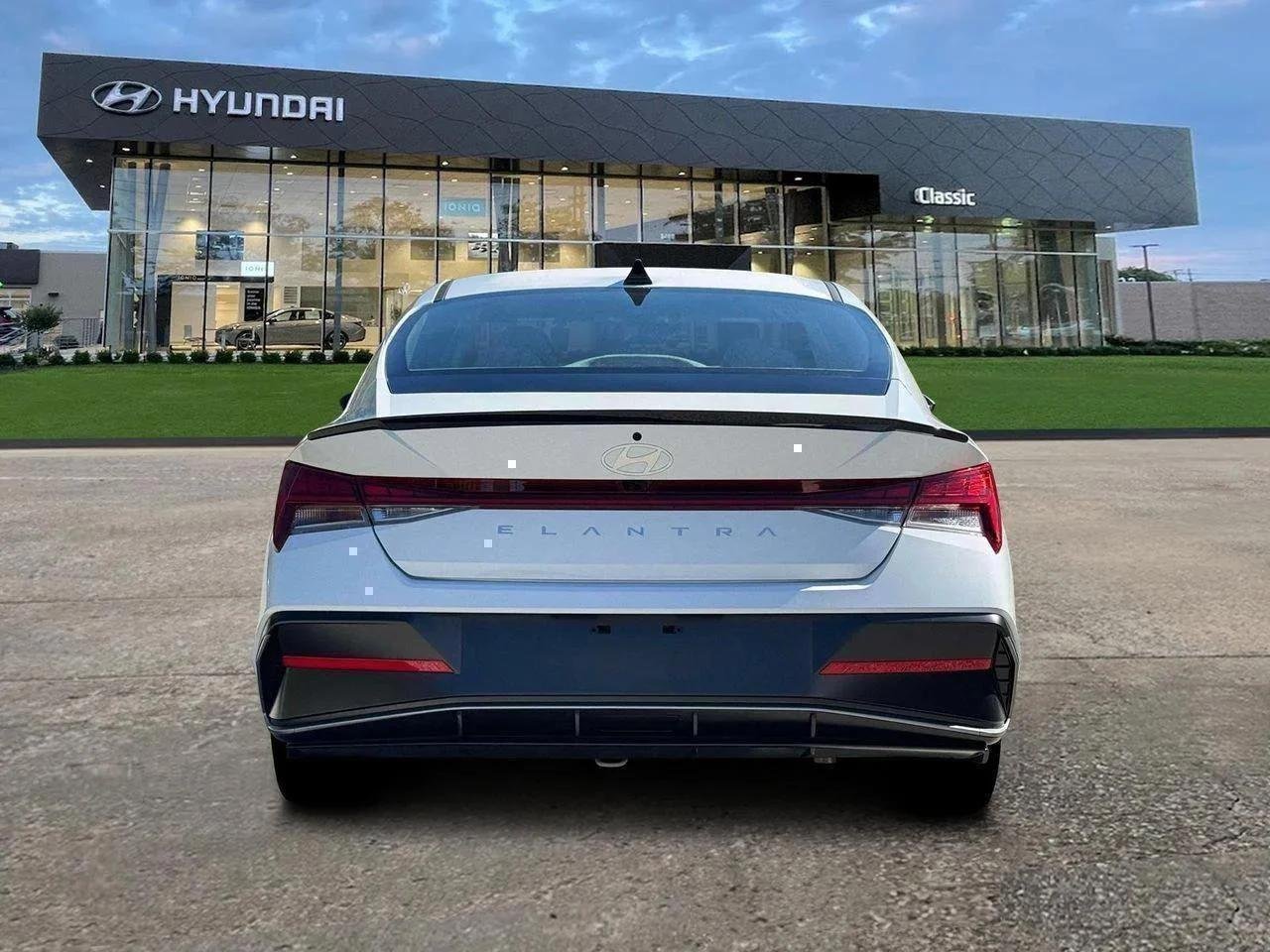 New 2026 Serenity White Pearl Hyundai SEL Sport Premium image 6