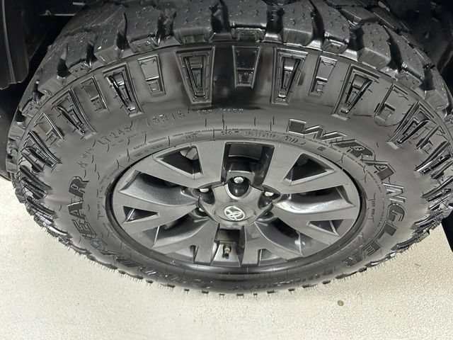 Used 2020 Gray Toyota SR5 V6 image 9