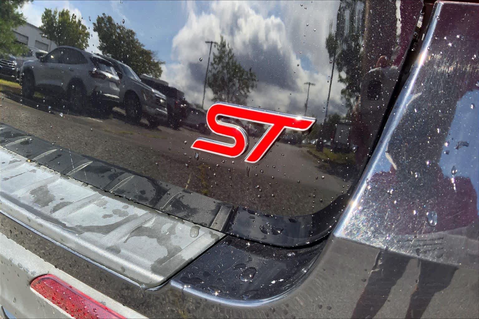 Used 2023 Agate Black Ford ST image 10
