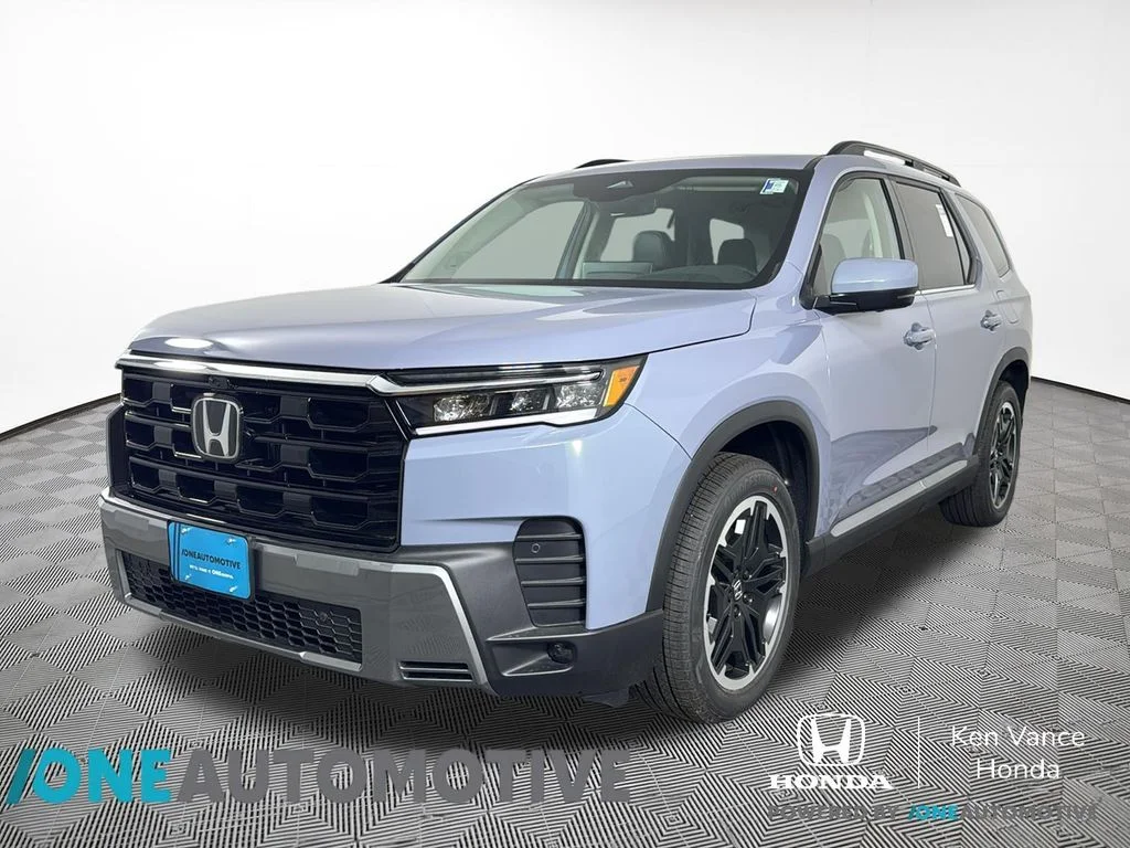 2026 Honda Pilot Touring AWD's photo