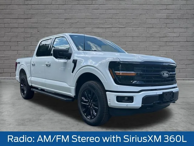 New 2026 Oxford White Ford XLT image 8