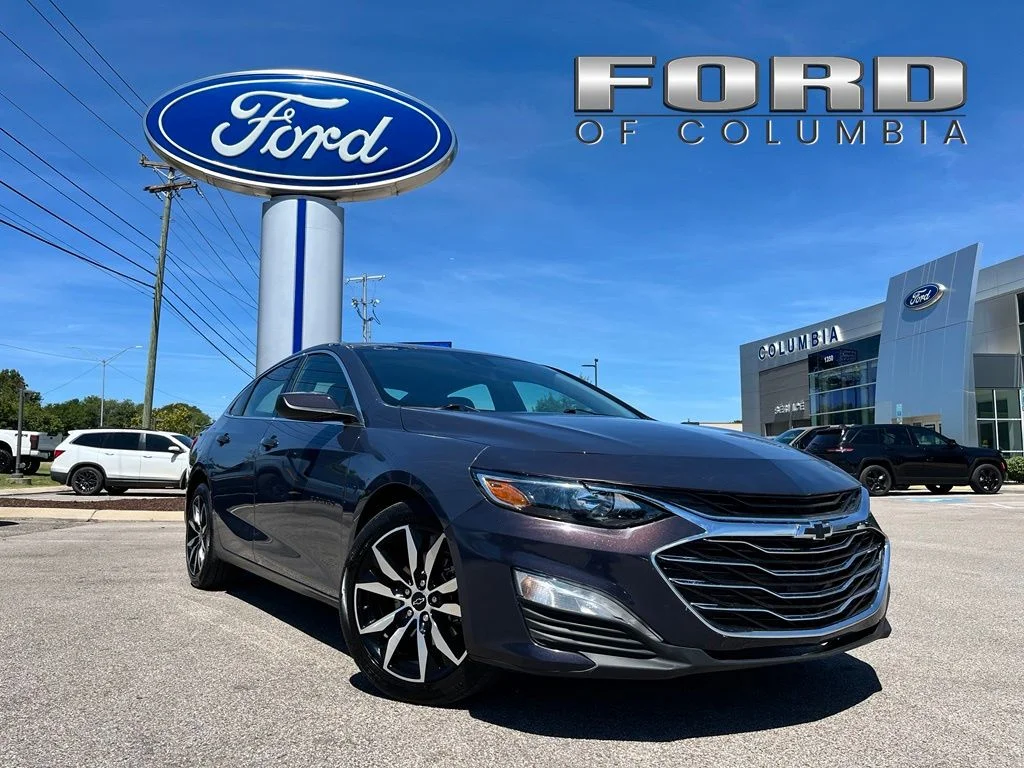 Used 2025 Black Chevrolet RS image 1