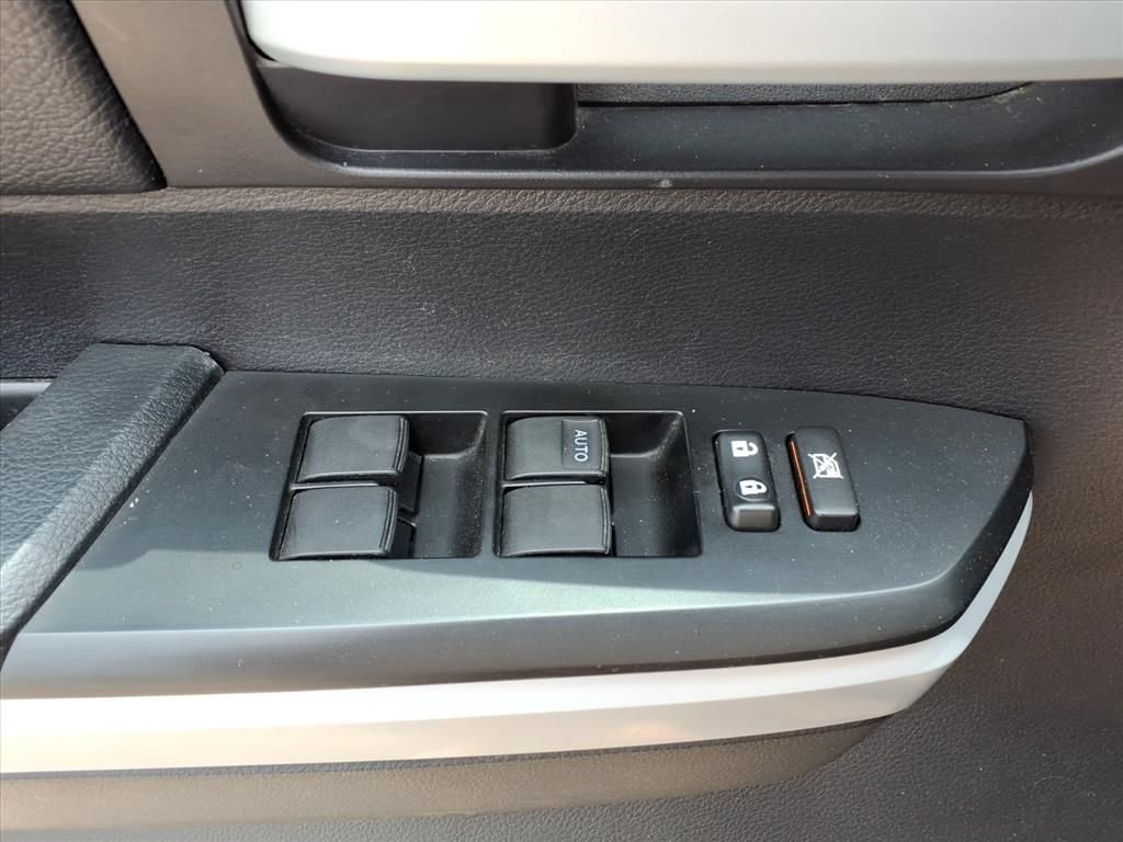 Used 2021 Gray Toyota SR5 image 19