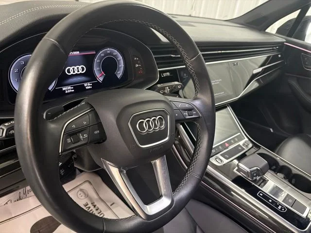 Used 2025 Mythos Black Metallic Audi 55 Premium Plus image 12