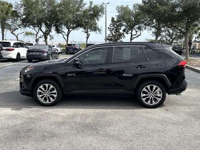Used 2021 Black Toyota XLE Premium image 7