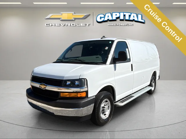 Used 2025 Summit White Chevrolet WT image 10