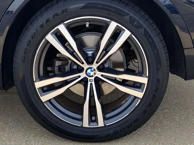 Used 2023 Black BMW xDrive40i image 8