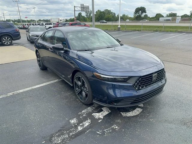 New 2026 Canyon River Blue Metallic Honda SE image 3