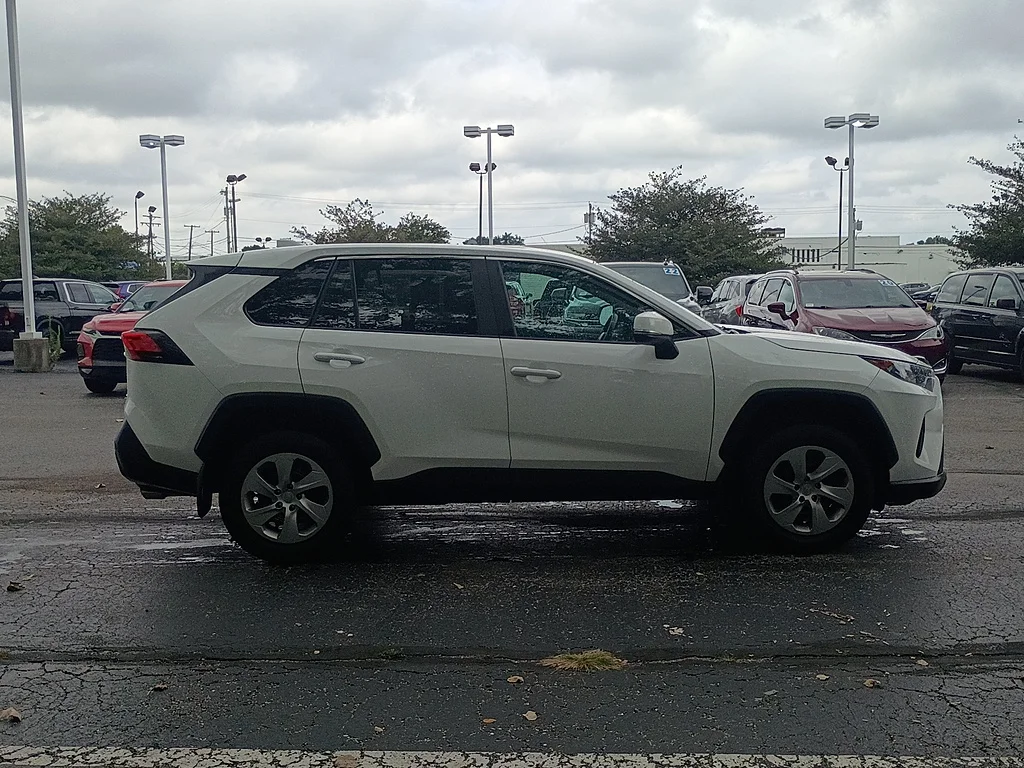 Used 2022 White Toyota LE image 2