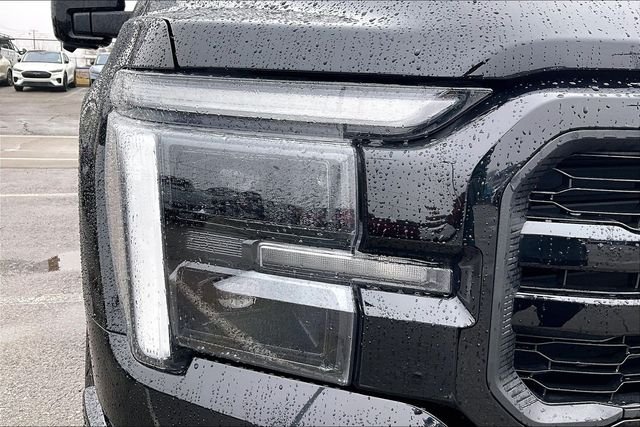 Used 2025 Black Ford Lariat image 29